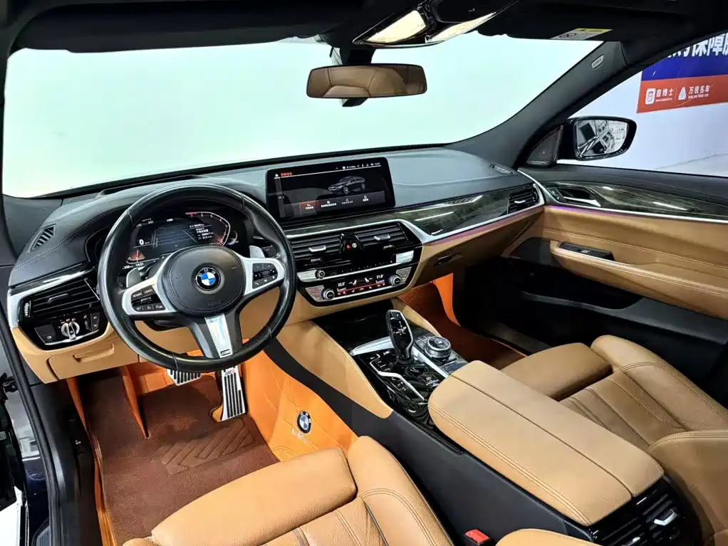 BMW 6 Series GT 2022 — фото 24