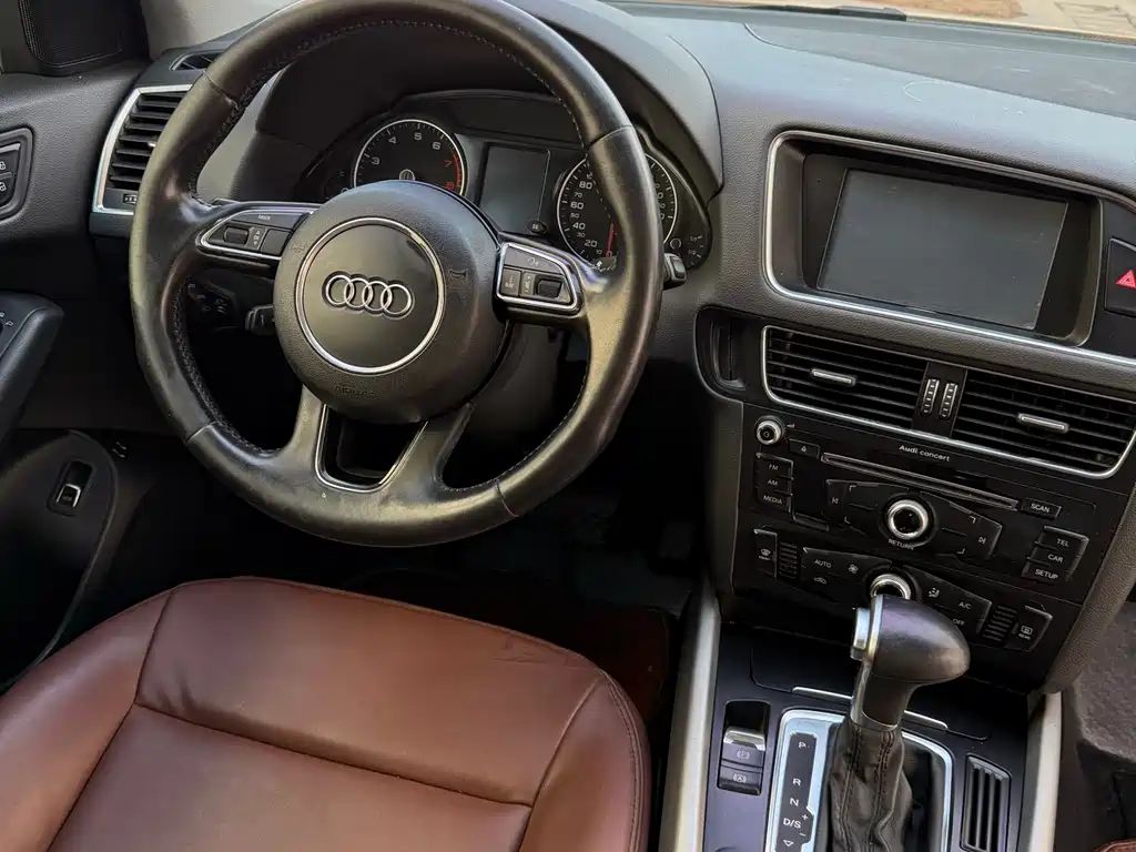 Audi Q5 2015 — фото 12