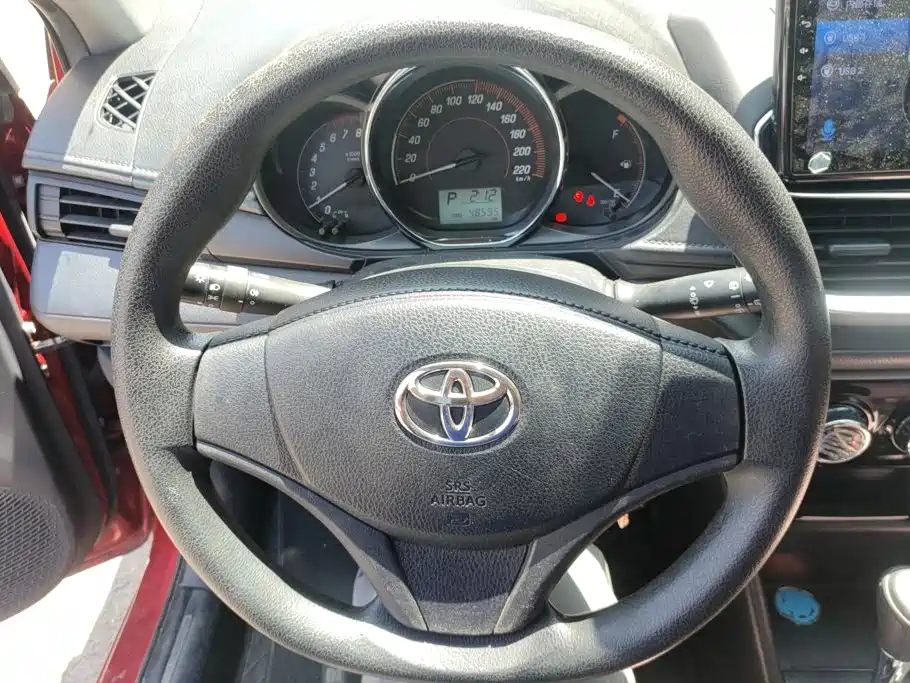 Toyota Yaris L 2021 — фото 15