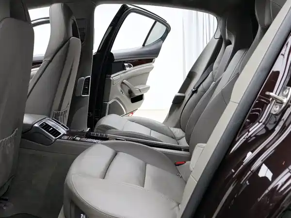 Porsche Panamera 2011