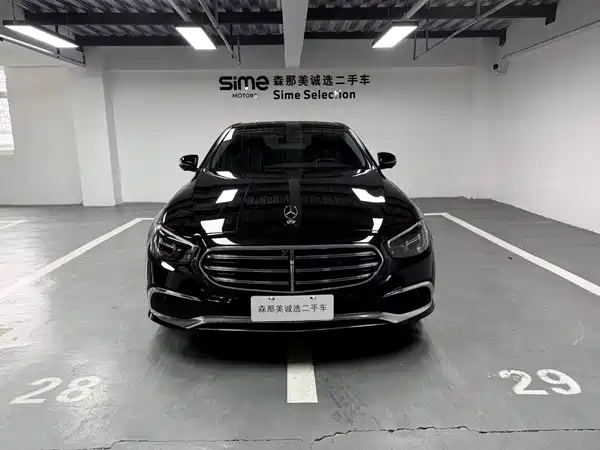 Mercedes-Benz E-Class 2023