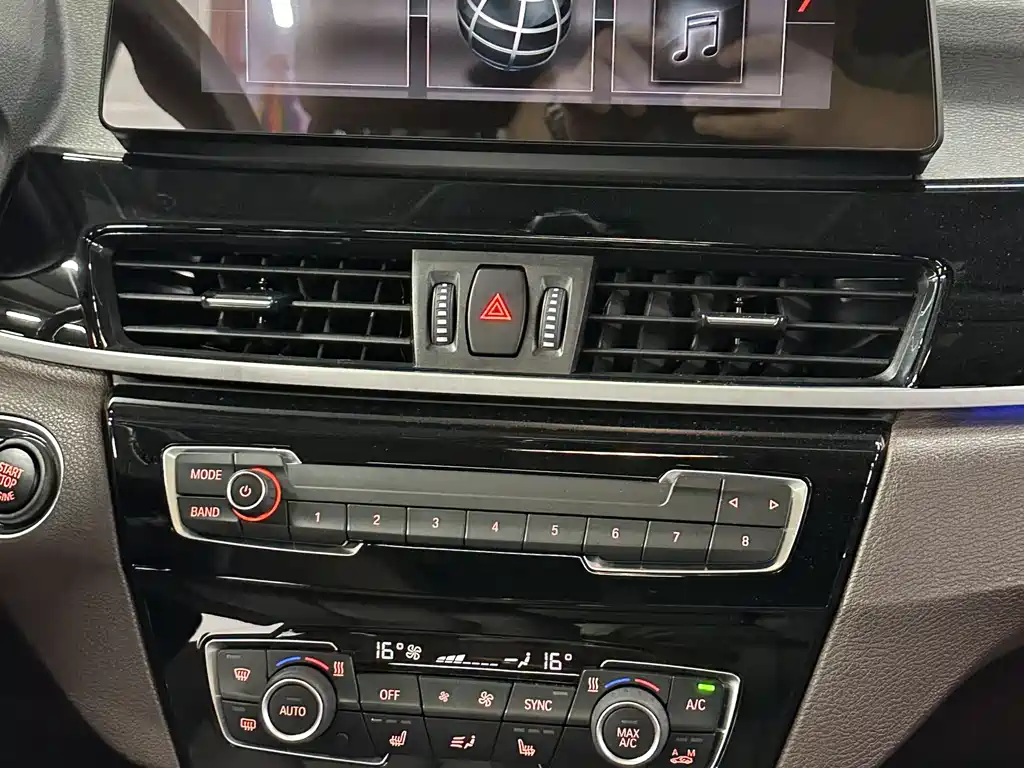 BMW X1 2022 — фото 20