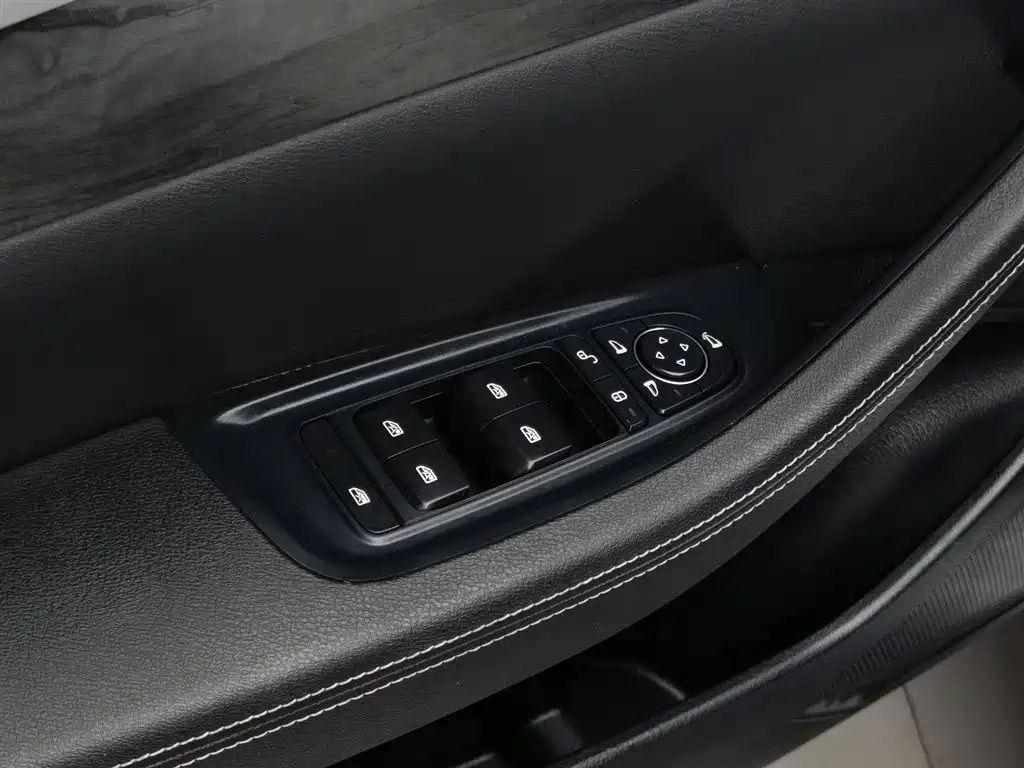 BYD Qin Pro NEV 2019 — фото 9