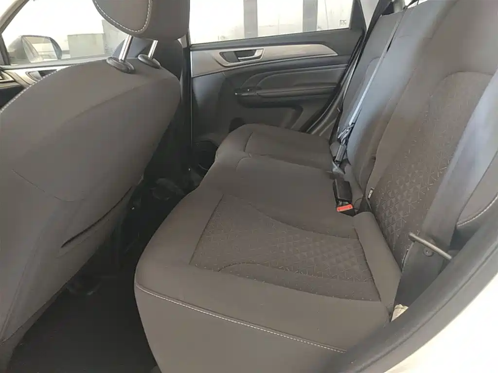 Haval M6 2021 — фото 17