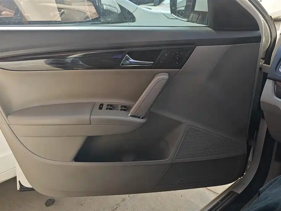 Volkswagen Gran Lavida 2015