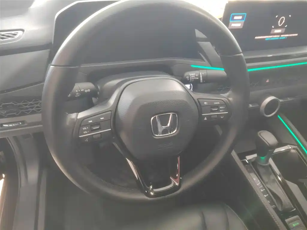 Honda Accord 2024 — фото 11