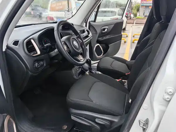 Jeep Freeman 2016