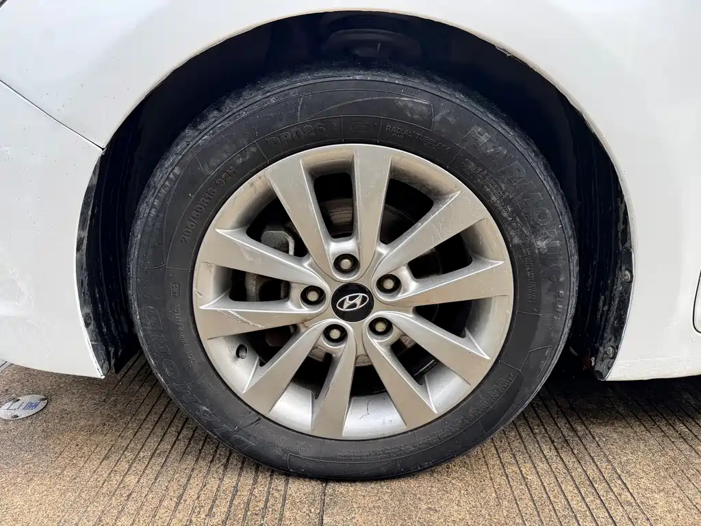 Hyundai Mistra 2015 — фото 6