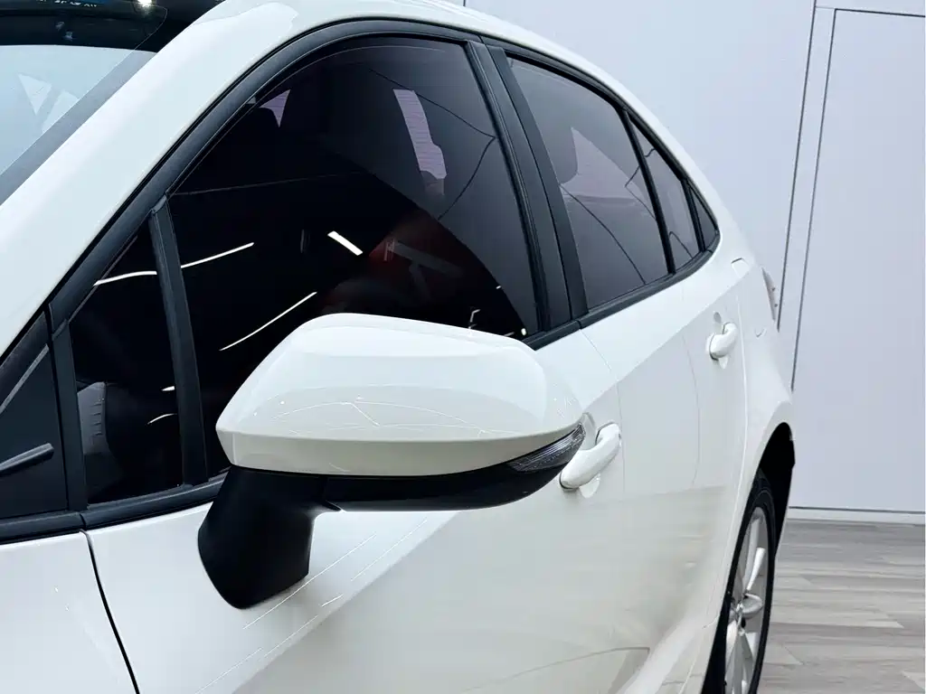 Toyota Corolla 2022 — фото 24