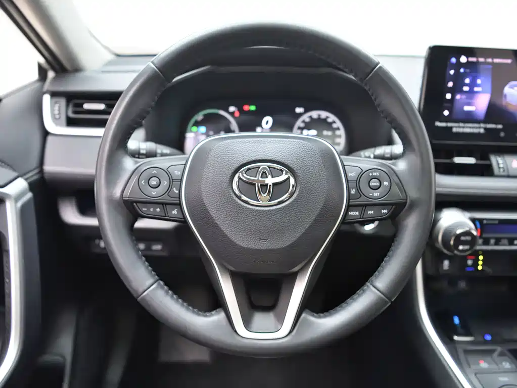 Toyota Wildlander 2023 — фото 11