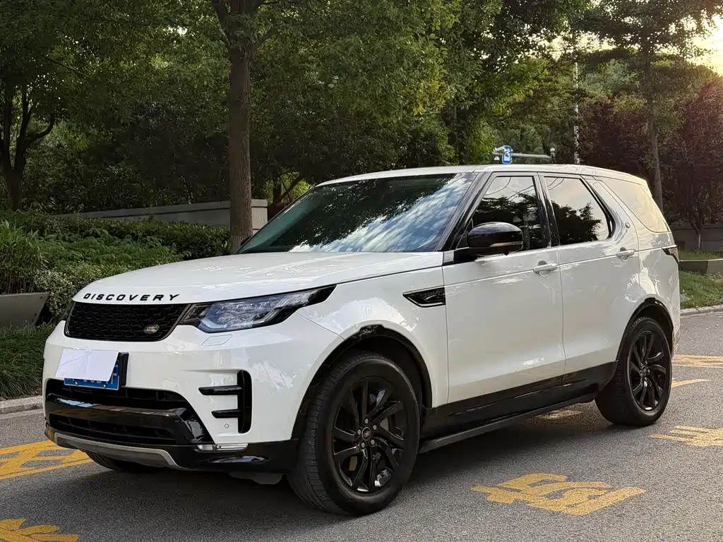 Land Rover Discovery 2020 — фото 1