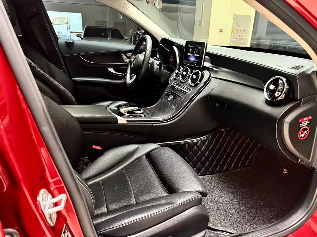 Mercedes-Benz C-Class 2018 — фото 7