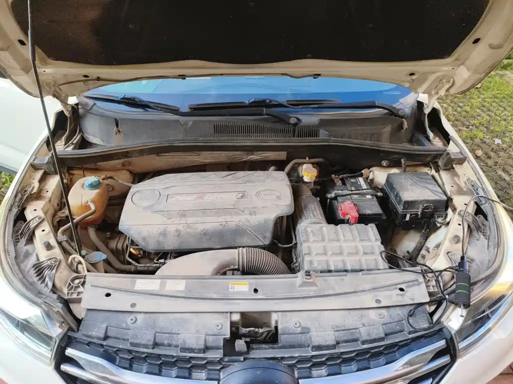 GAC Motor Trumpchi GS4 2015 — фото 11