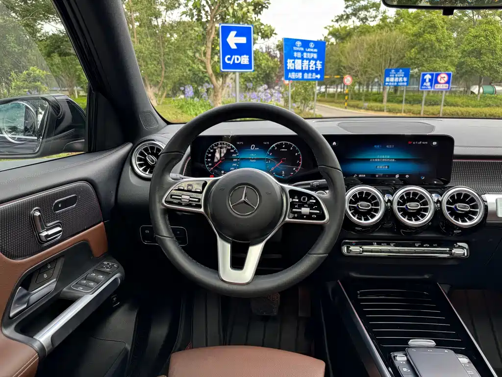 Mercedes-Benz GLB 2022 — фото 37