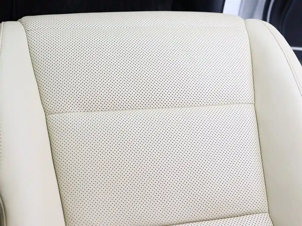 Toyota Alphard 2021 — фото 22