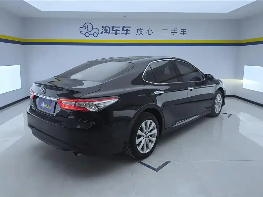 Toyota Camry 2020