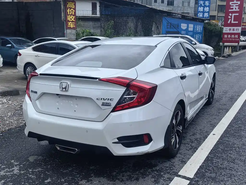 Honda Civic 2020 — фото 9