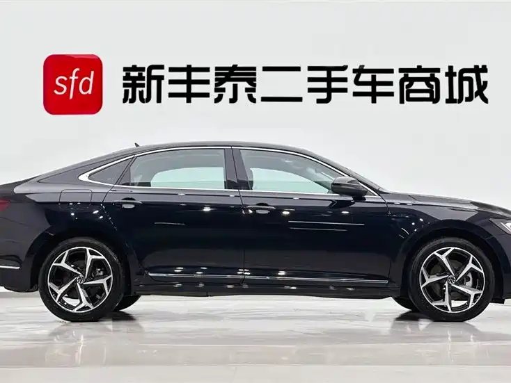 Volkswagen Passat 2023