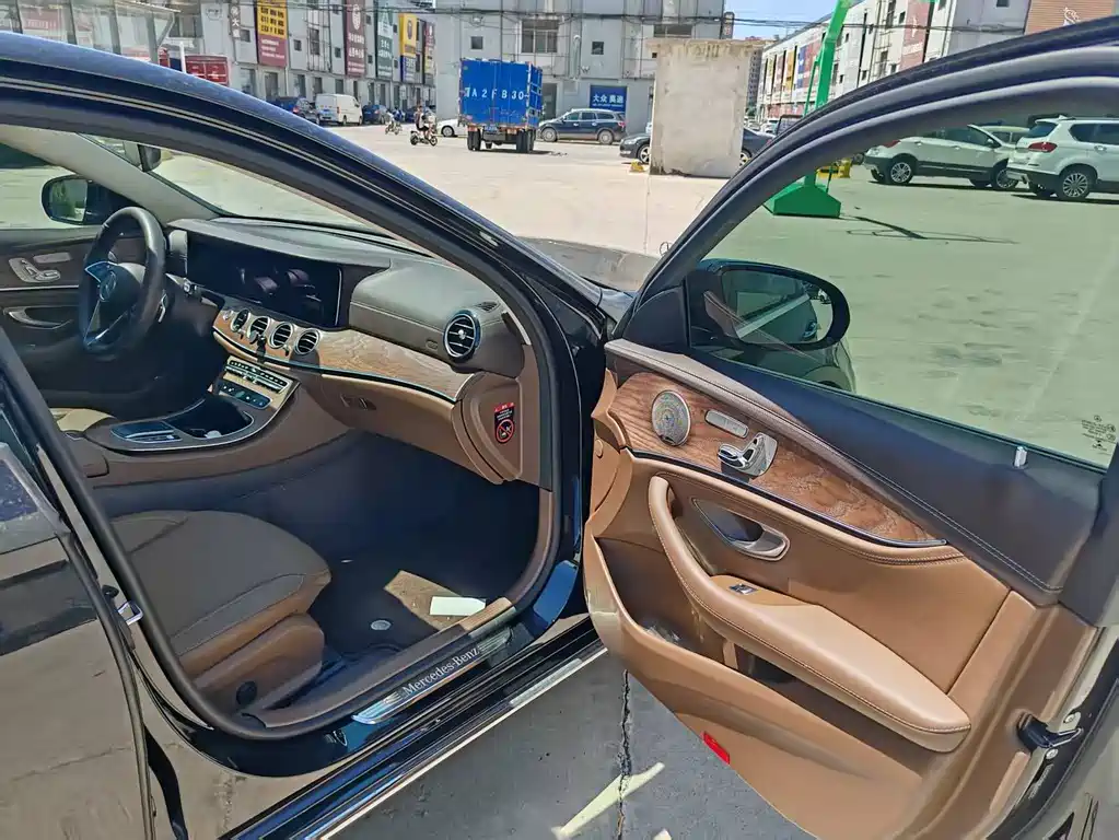 Mercedes-Benz E-Class 2021