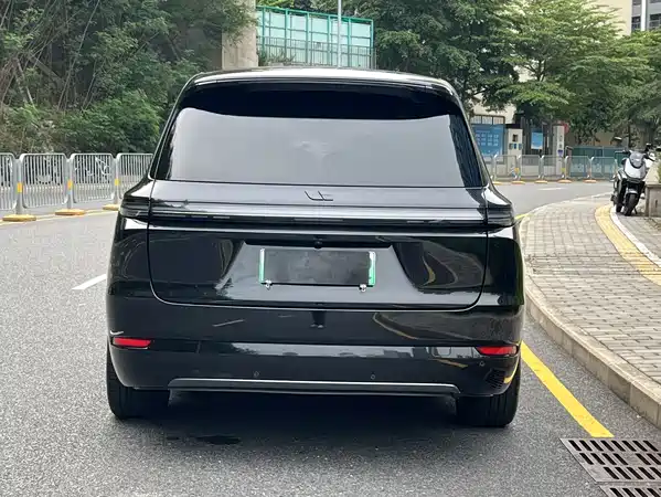 Li Auto L9 2022