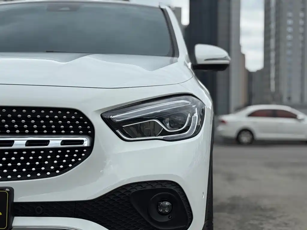 Mercedes-Benz GLA 2023 — фото 7