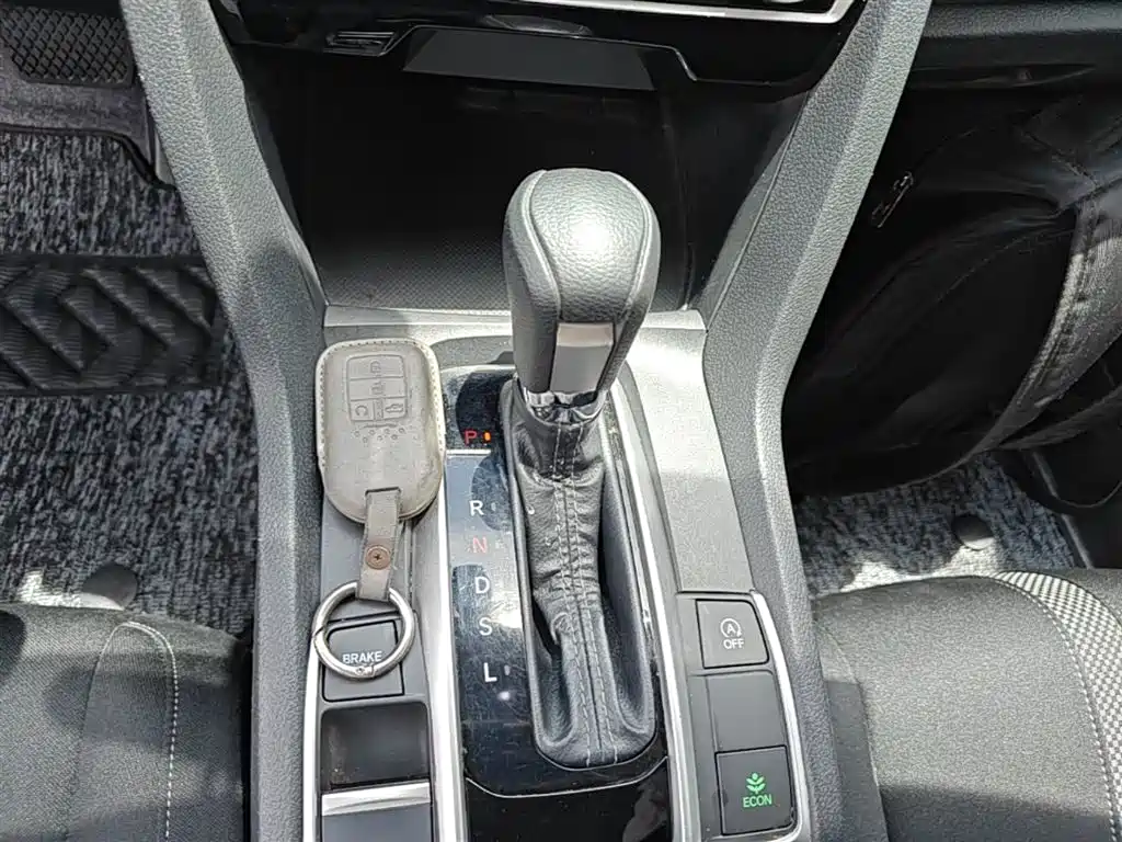 Honda Civic 2021 — фото 14