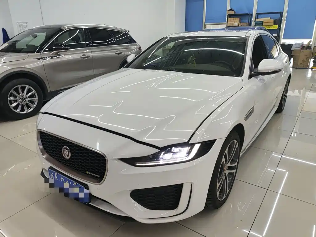 Jaguar XEL 2022