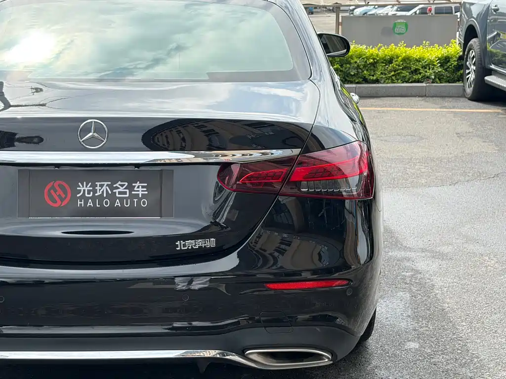 Mercedes-Benz E-Class 2022