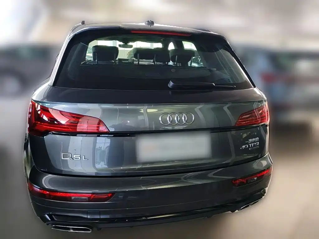 Audi Q5L 2023 — фото 10