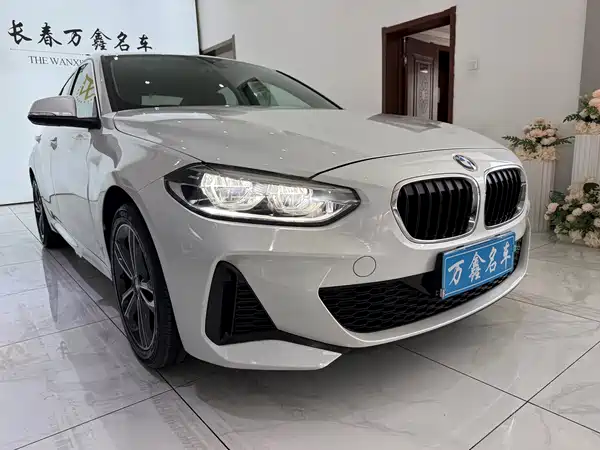 BMW 1 Series 2021