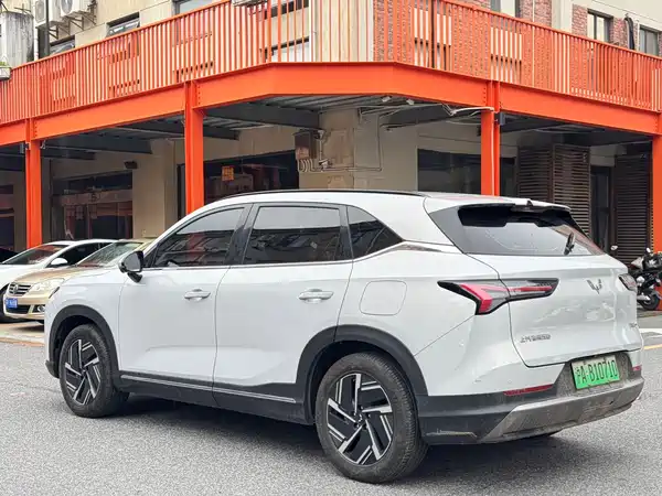 Wuling Starlight S 2024