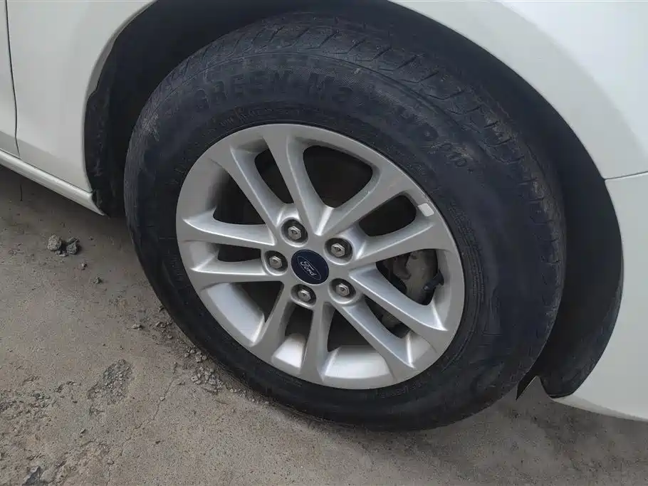 Ford Escort 2019
