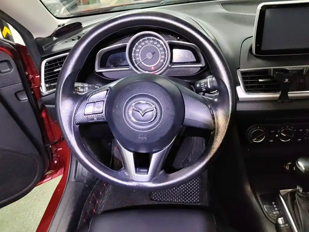 Mazda 3 Angkesela 2016 — фото 11