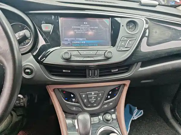 Buick Envision Plus 2019
