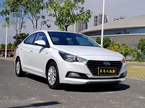 Hyundai Verna 2017