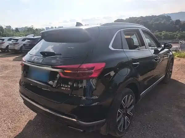 Hongqi HS5 2022