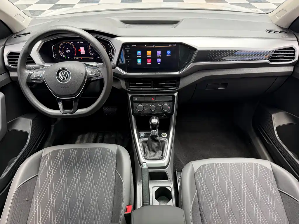 Volkswagen T-Cross 2022 — фото 9
