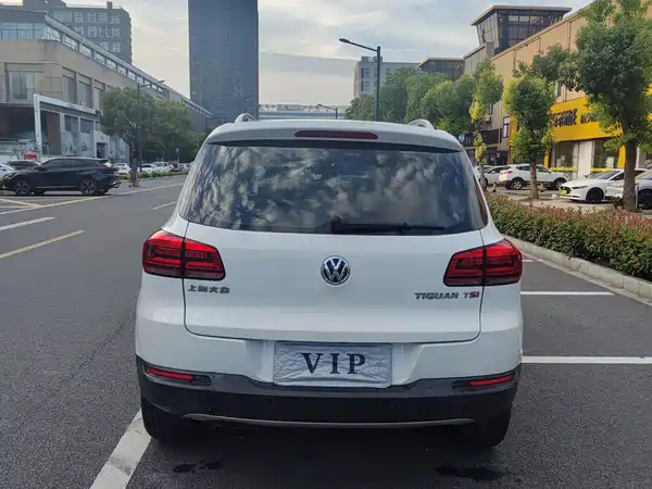 Volkswagen Tiguan 2015