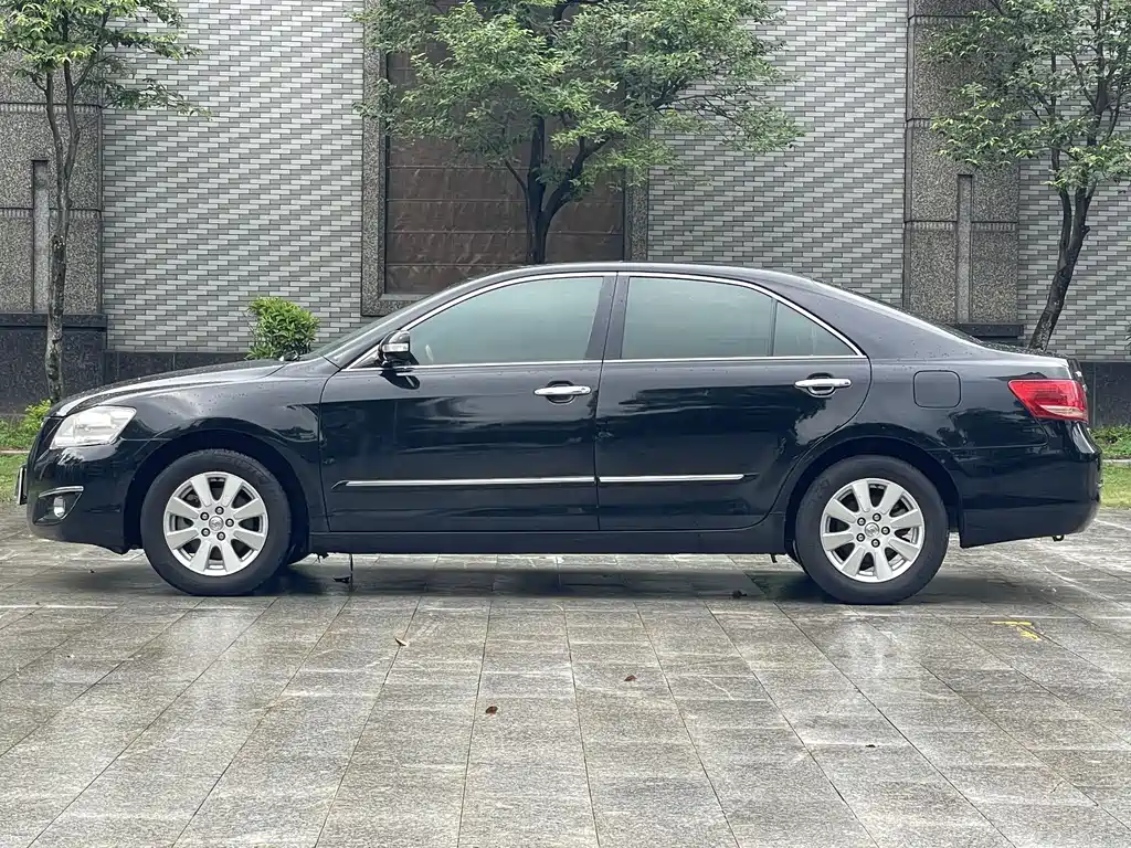 Toyota Camry 2008 — фото 4