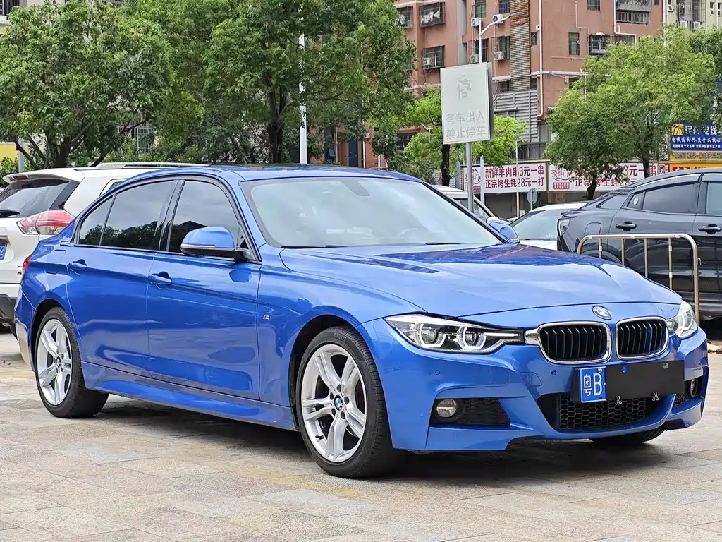 BMW 3 Series 2019 — фото 3