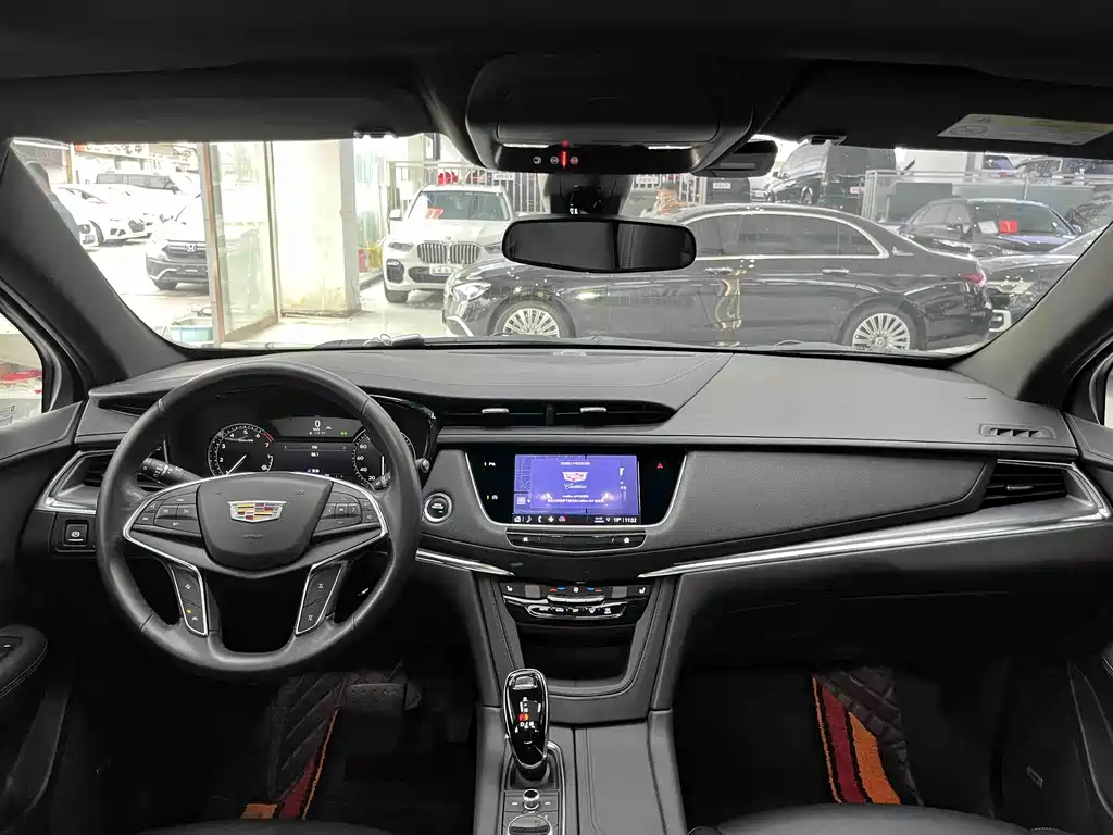Cadillac XT5 2022 — фото 13