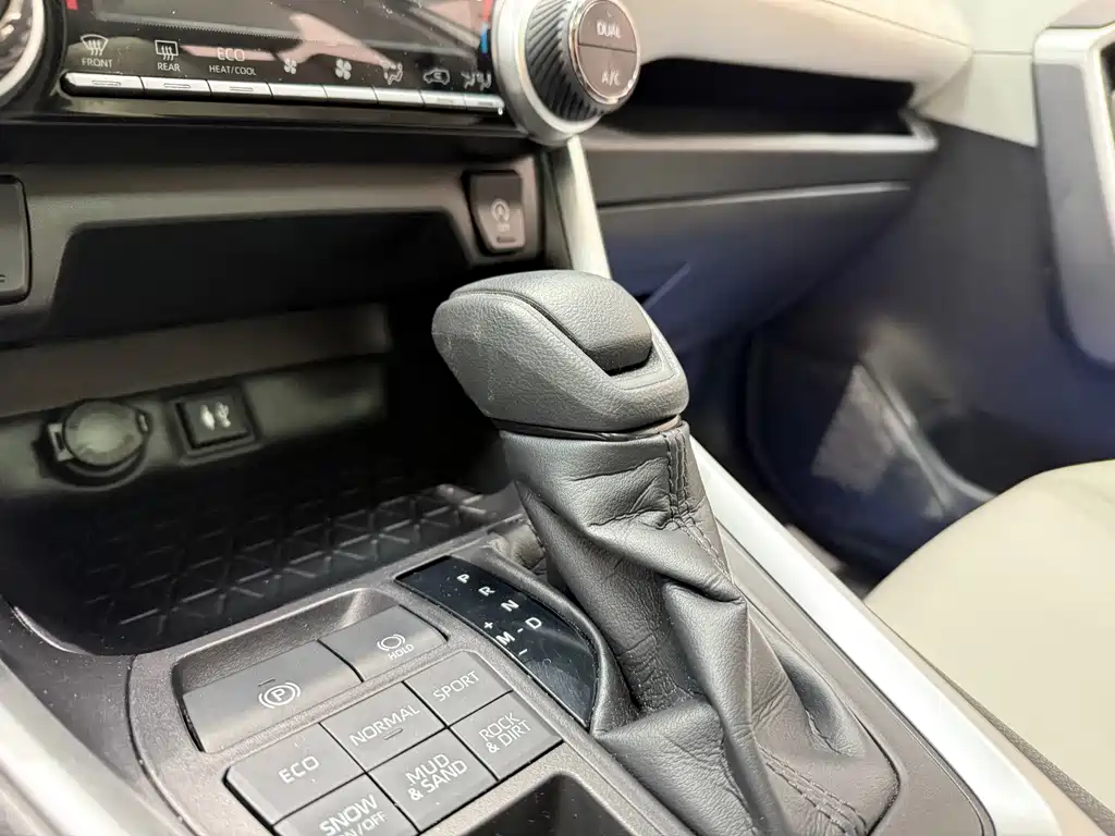 Toyota Wildlander 2020 — фото 10