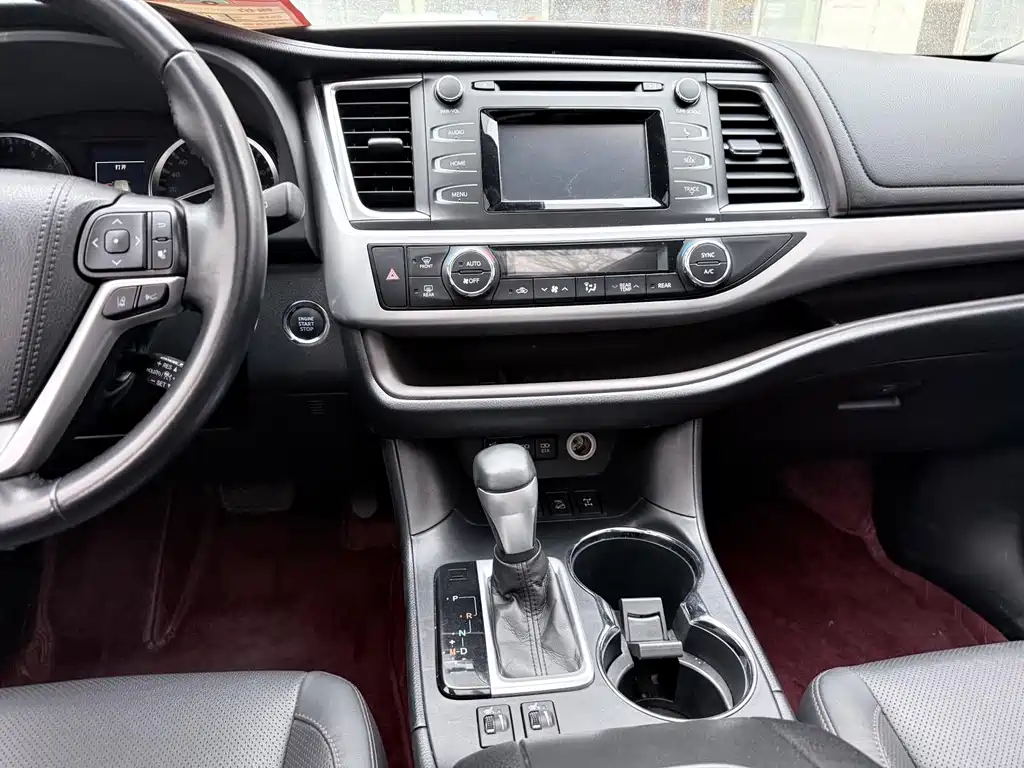 Toyota Highlander 2019 — фото 14