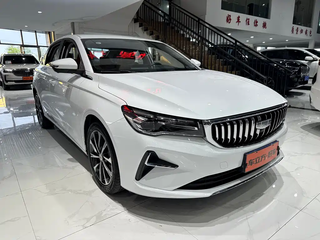 Geely Emgrand 2025