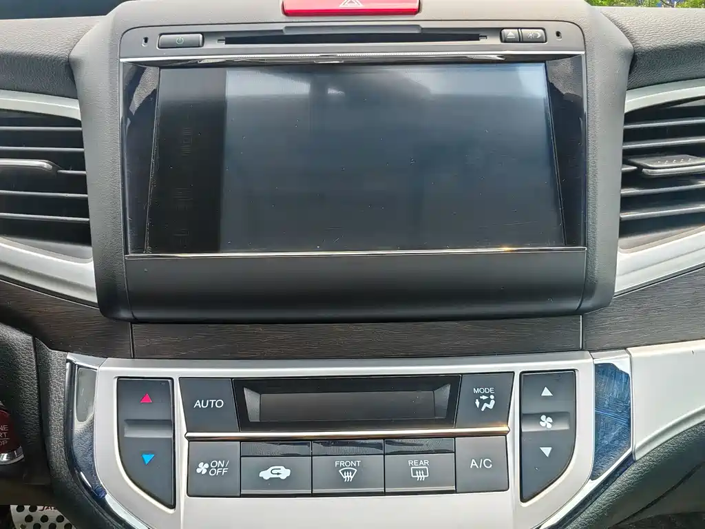 Honda Jade 2015 — фото 11