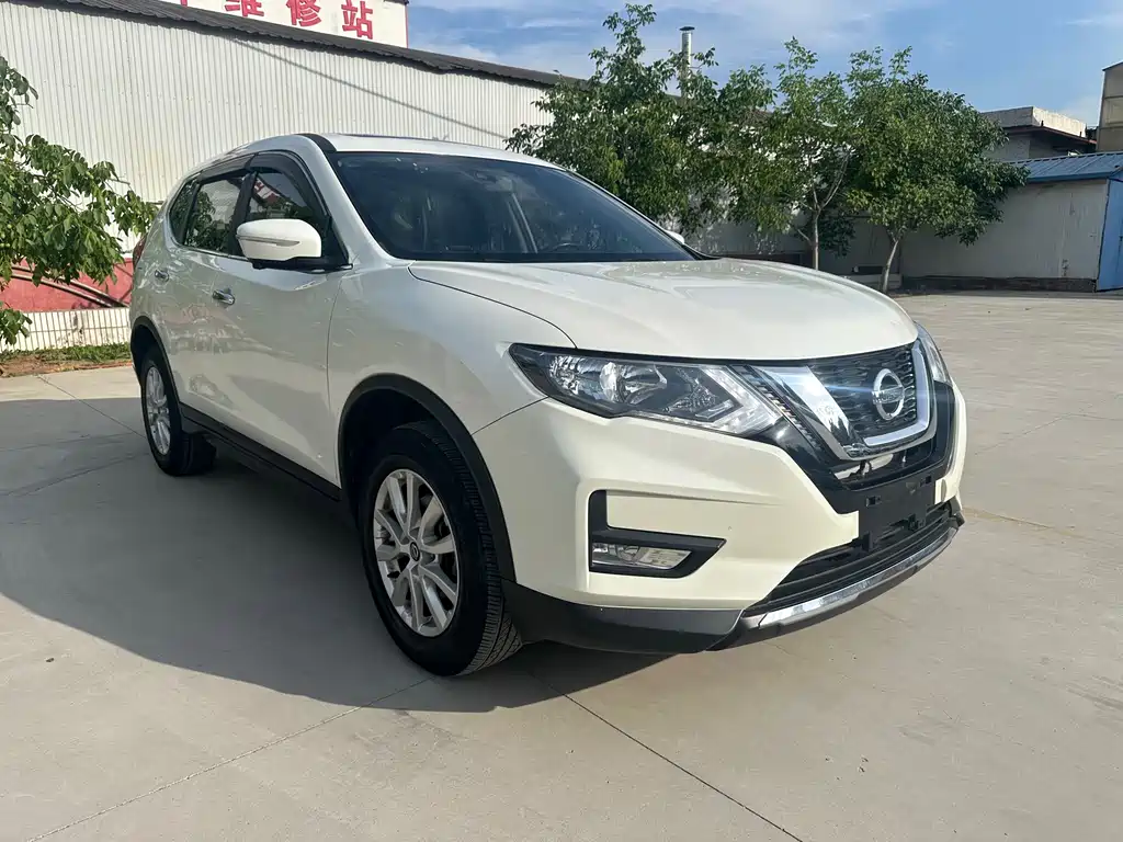 Nissan X-Trail 2019 — фото 2