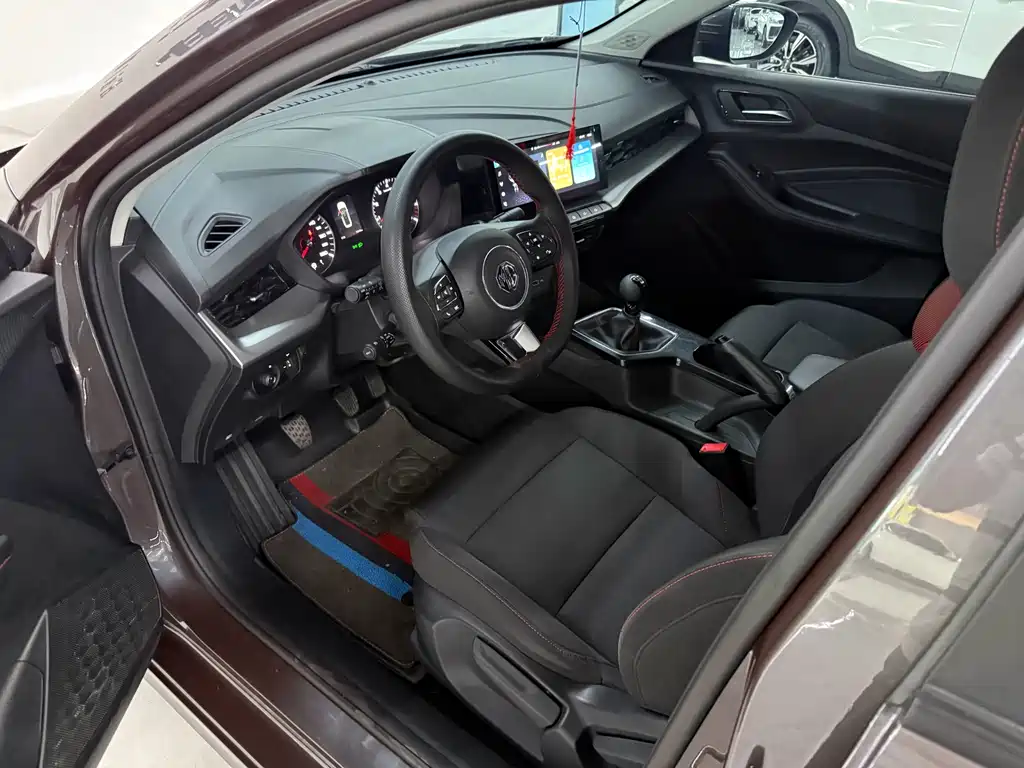 MG MG5 2024
