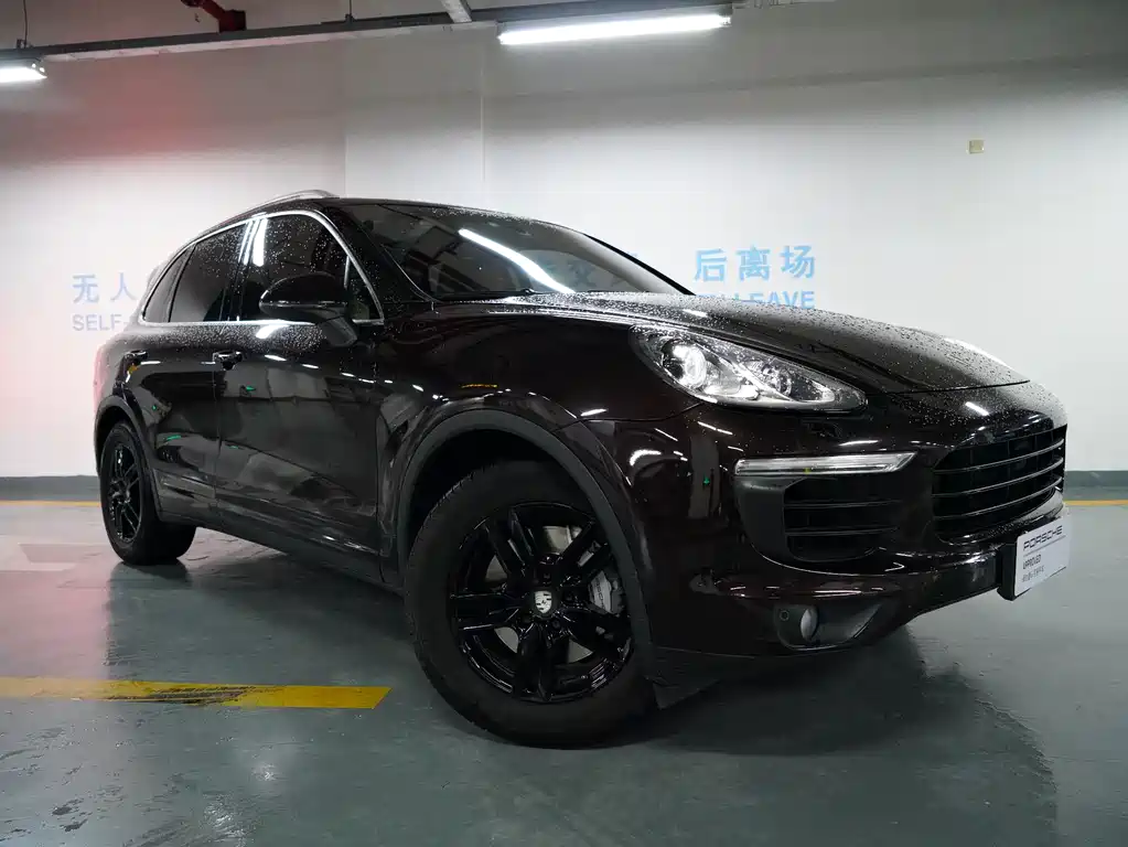 Porsche Cayenne 2015 — фото 16