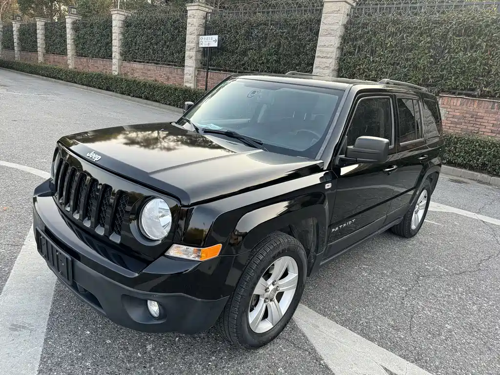 Jeep Patriot 2014 — фото 27