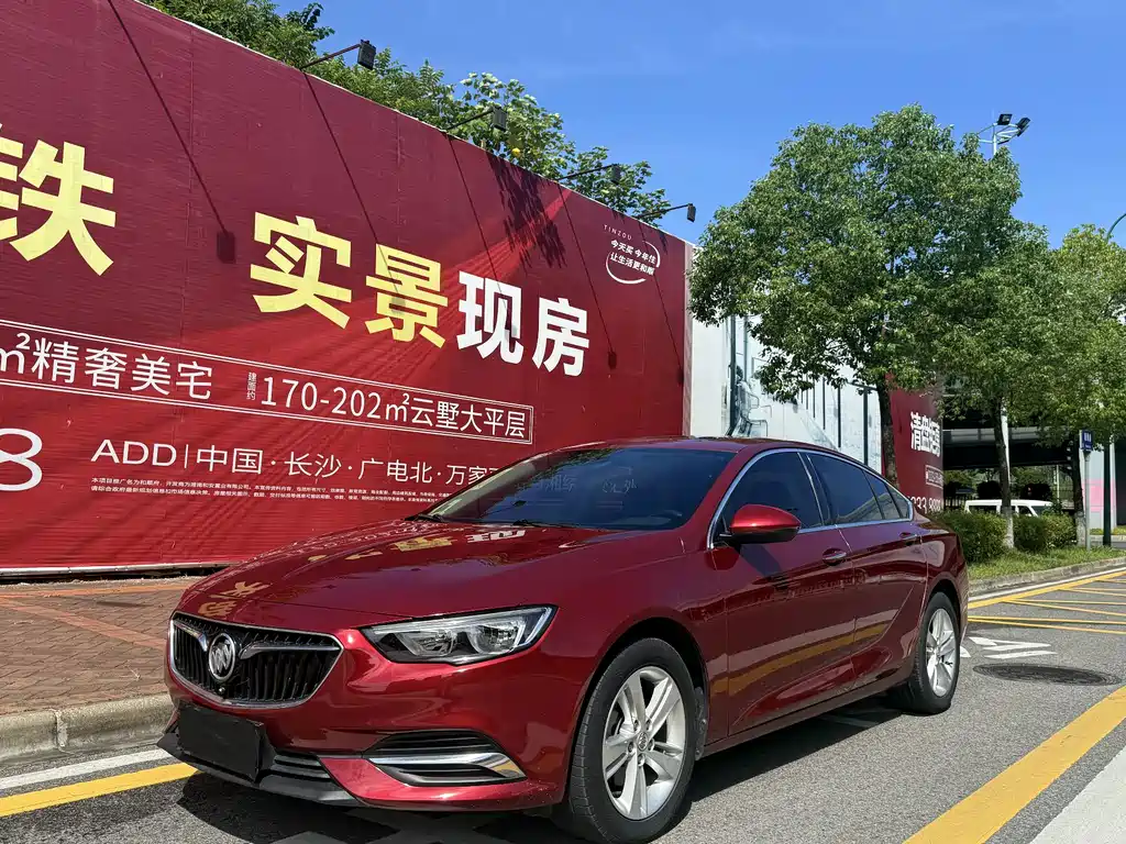 Buick Regal 2019 — фото 1